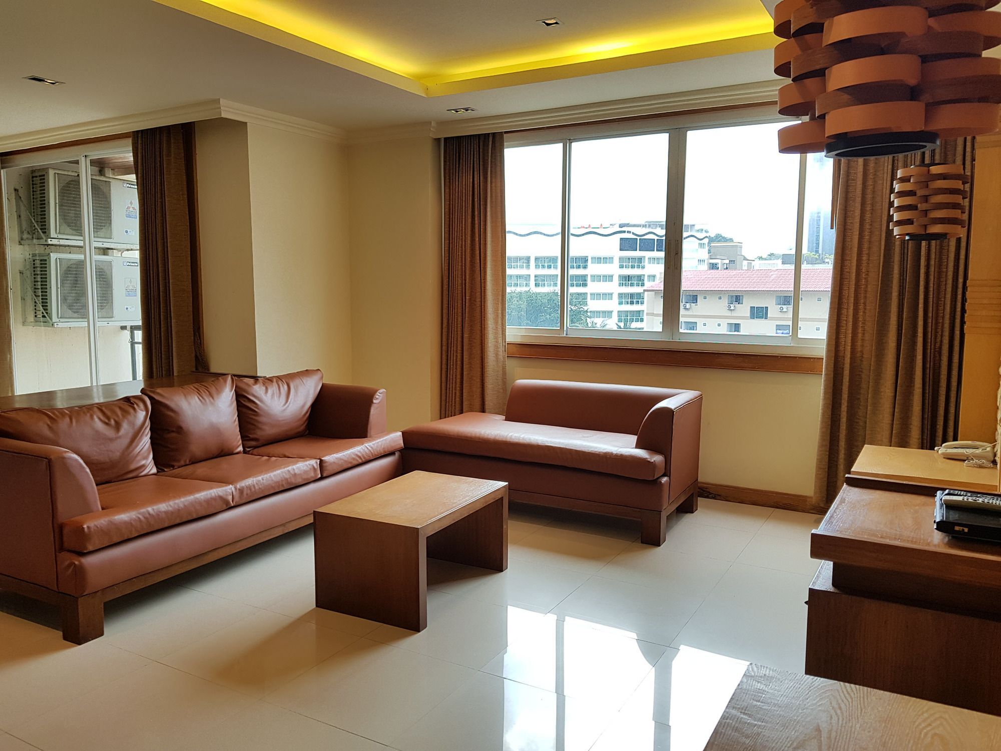 Hotel A Large 2 Bedroom - 3 Baths 511 Downtown Pattaya